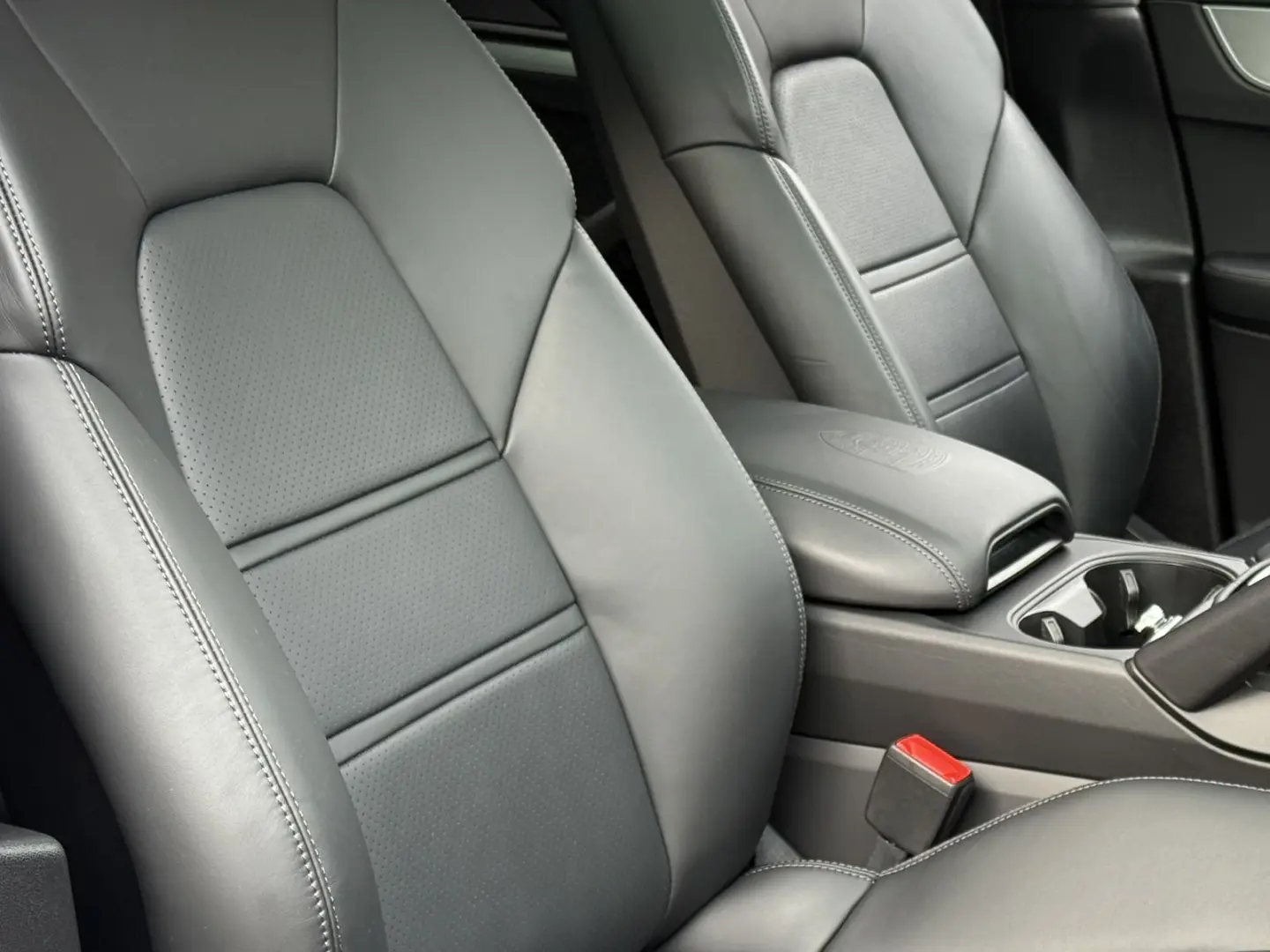 Cayenne  E-Hybrid Coupe  BOSE HD-MATRIX 21 RS IN