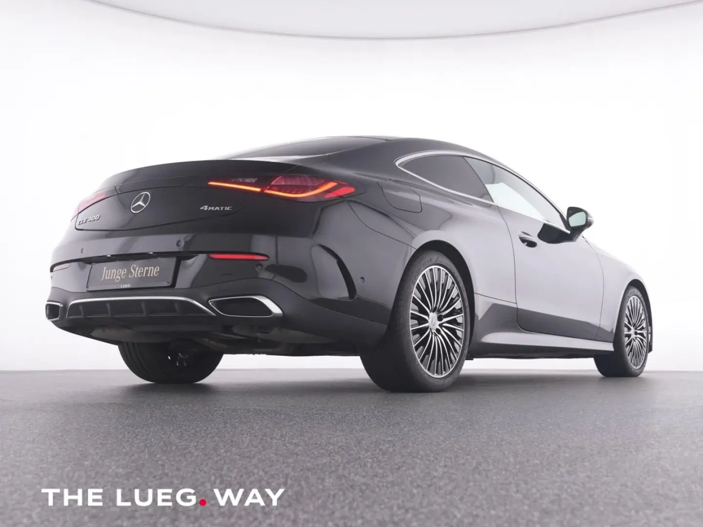 CLE 300 4M Coupé AMG NavPrm Pano Burm DLIGHT 360