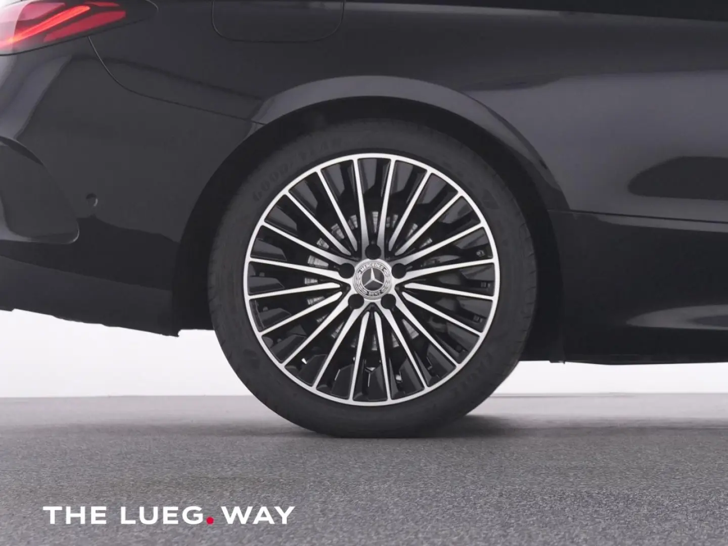 CLE 300 4M Coupé AMG NavPrm Pano Burm DLIGHT 360