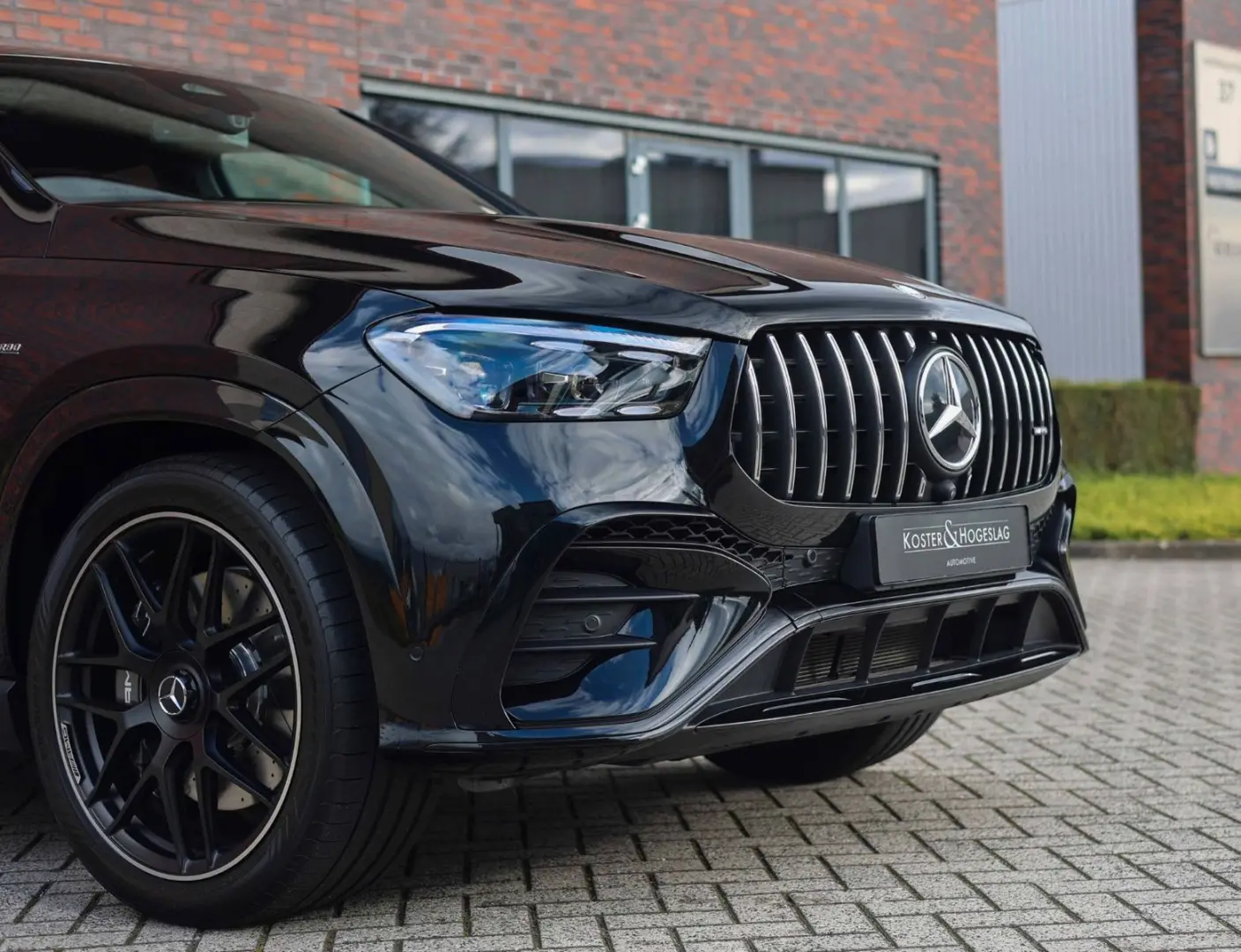 GLE 53 AMG Hybrid   Multicontour - Pano - AHK