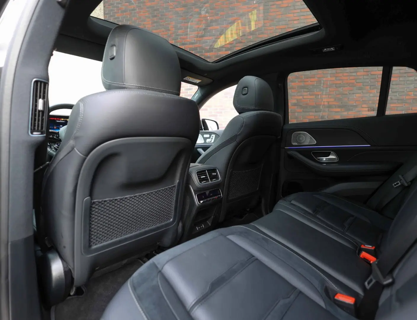 GLE 53 AMG Hybrid   Multicontour - Pano - AHK