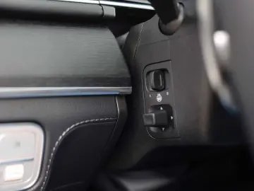 GLE 53 AMG Hybrid   Multicontour - Pano - AHK