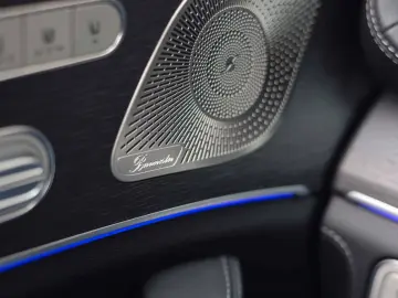 GLE 53 AMG Hybrid   Multicontour - Pano - AHK