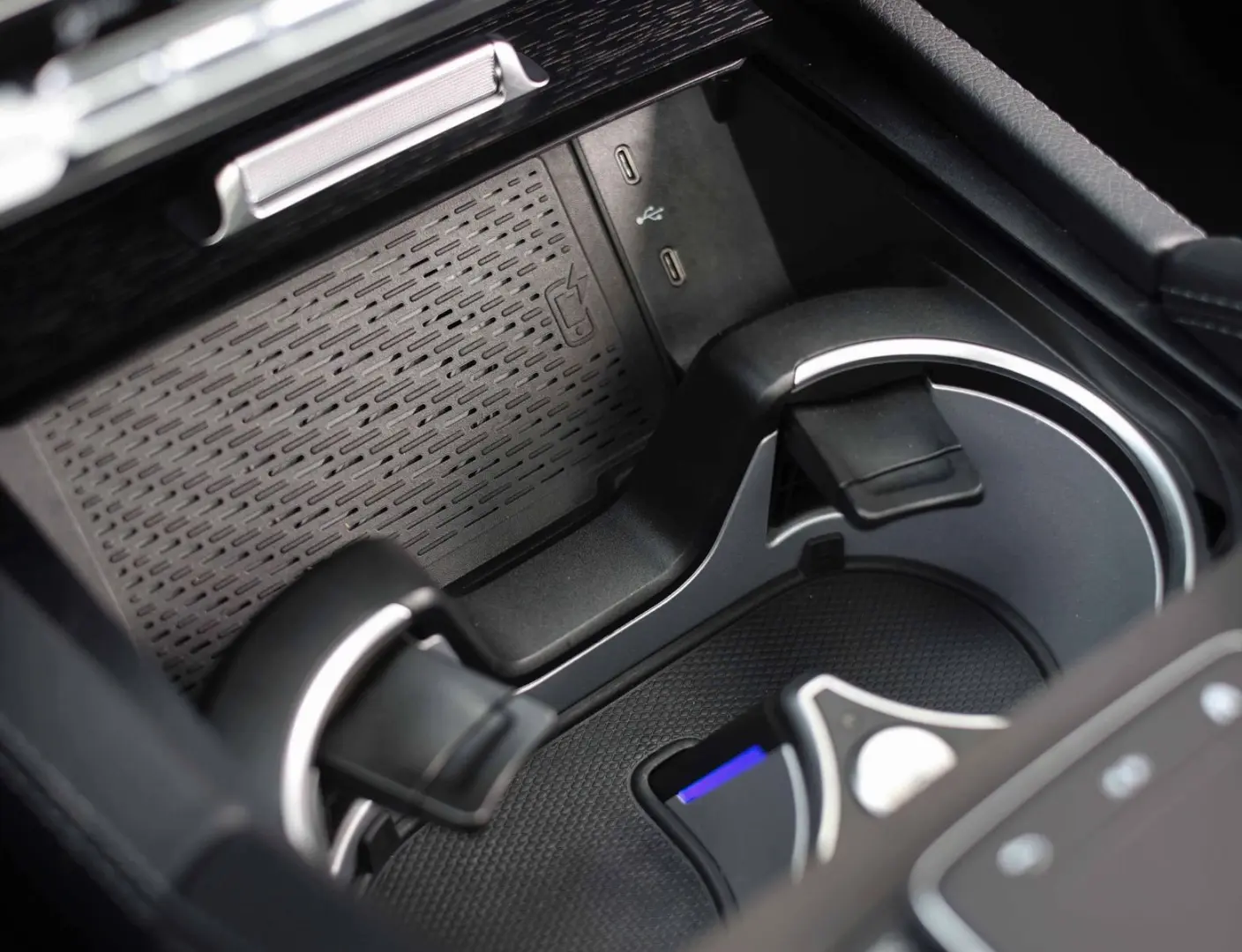 GLE 53 AMG Hybrid   Multicontour - Pano - AHK