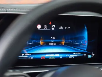 GLE 53 AMG Hybrid   Multicontour - Pano - AHK