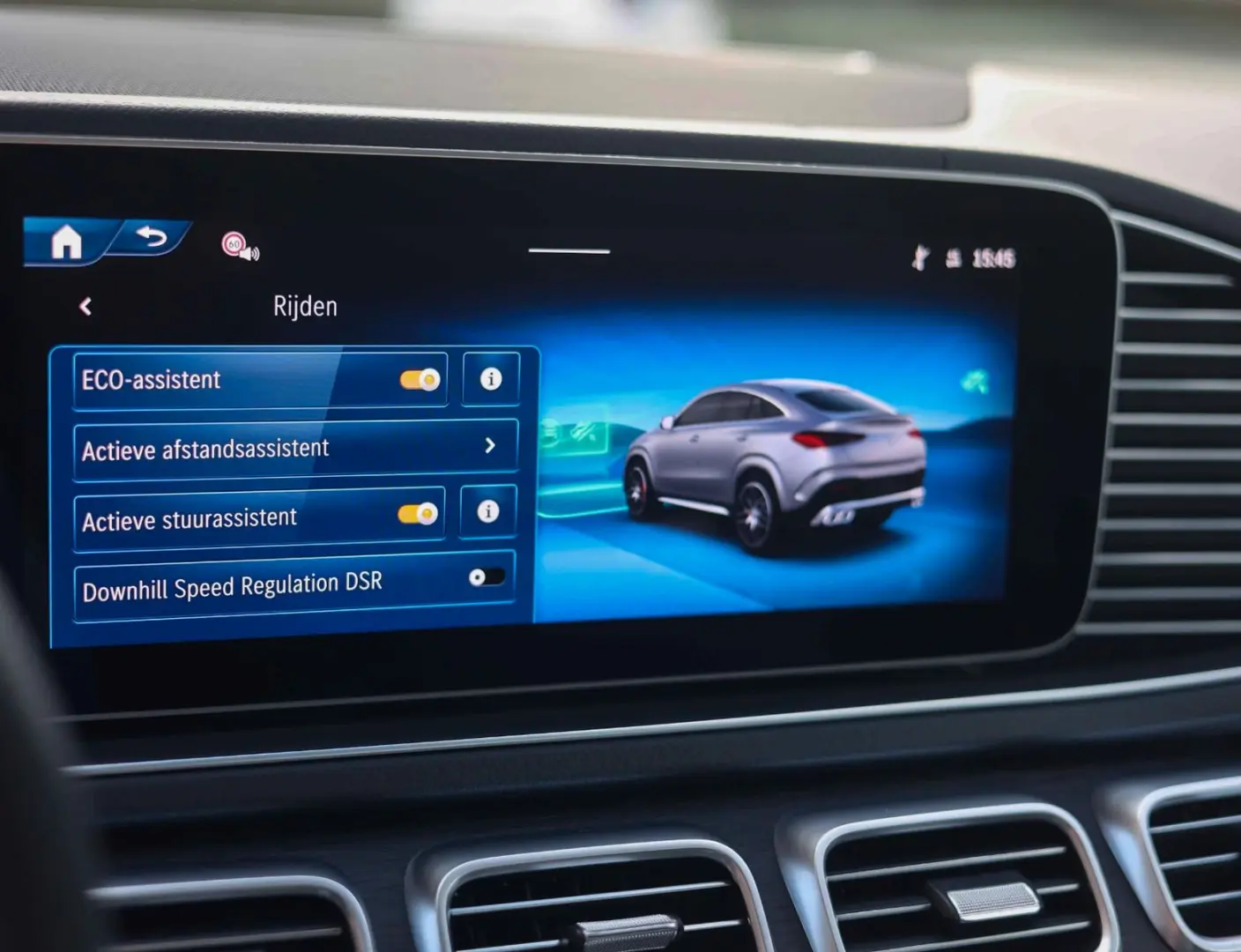 GLE 53 AMG Hybrid   Multicontour - Pano - AHK