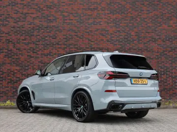 X5 50e xDrive   M Pro - Pano - HUD - H&K