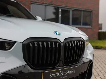 X5 50e xDrive   M Pro - Pano - HUD - H&K
