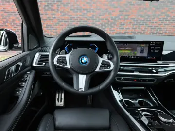 X5 50e xDrive   M Pro - Pano - HUD - H&K