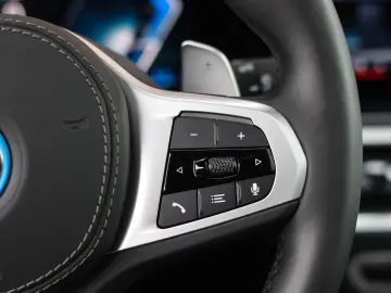 X5 50e xDrive   M Pro - Pano - HUD - H&K