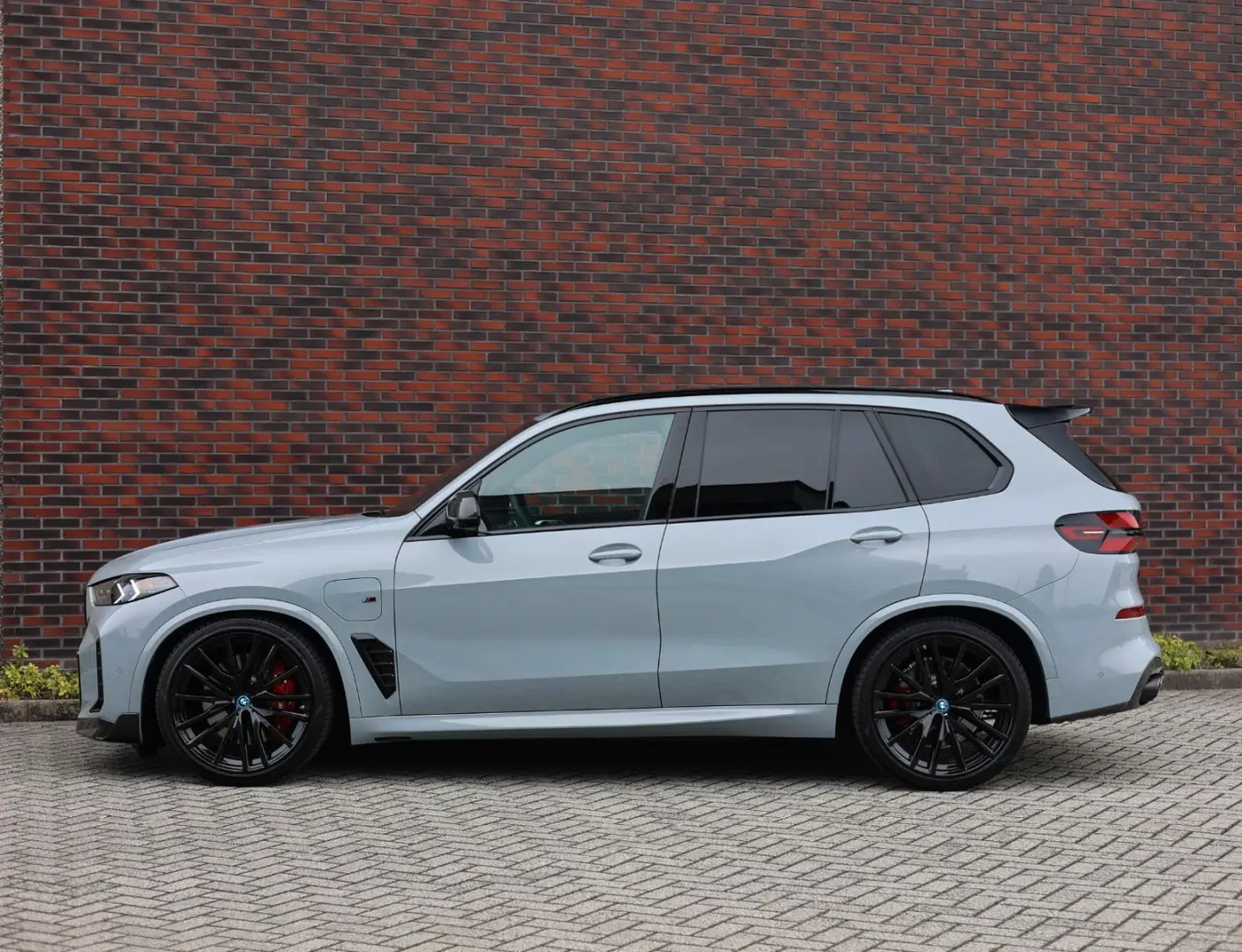 X5 50e xDrive   M Perf. - Pano - AHK - HUD