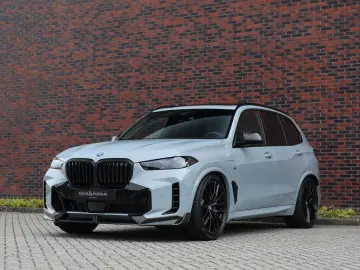 X5 50e xDrive   M Perf. - Pano - AHK - HUD