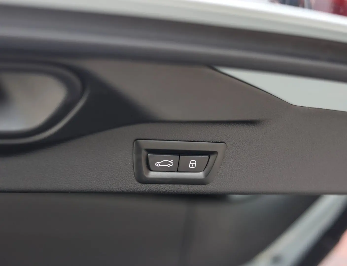 X5 50e xDrive   M Perf. - Pano - AHK - HUD