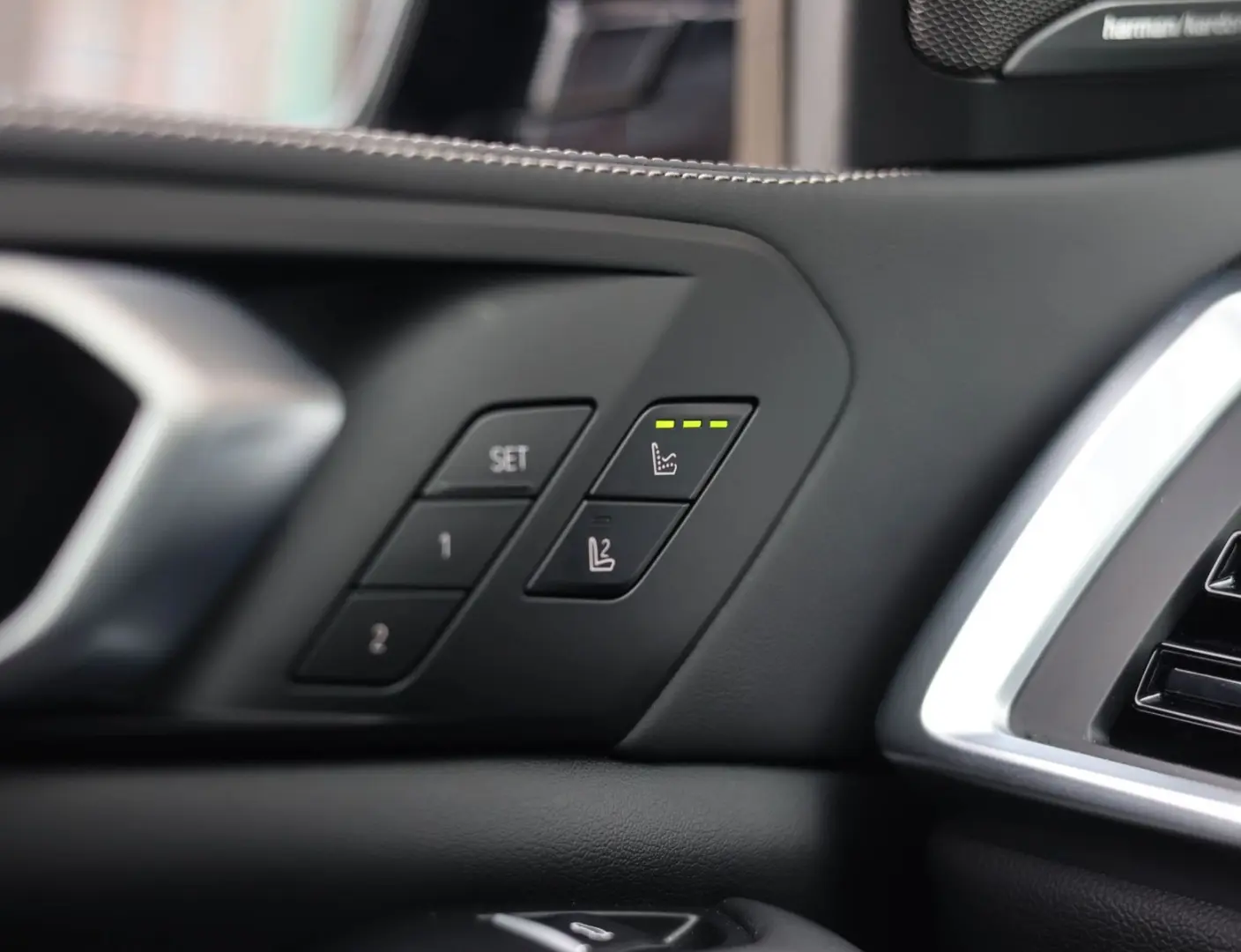 X5 50e xDrive   M Perf. - Pano - AHK - HUD