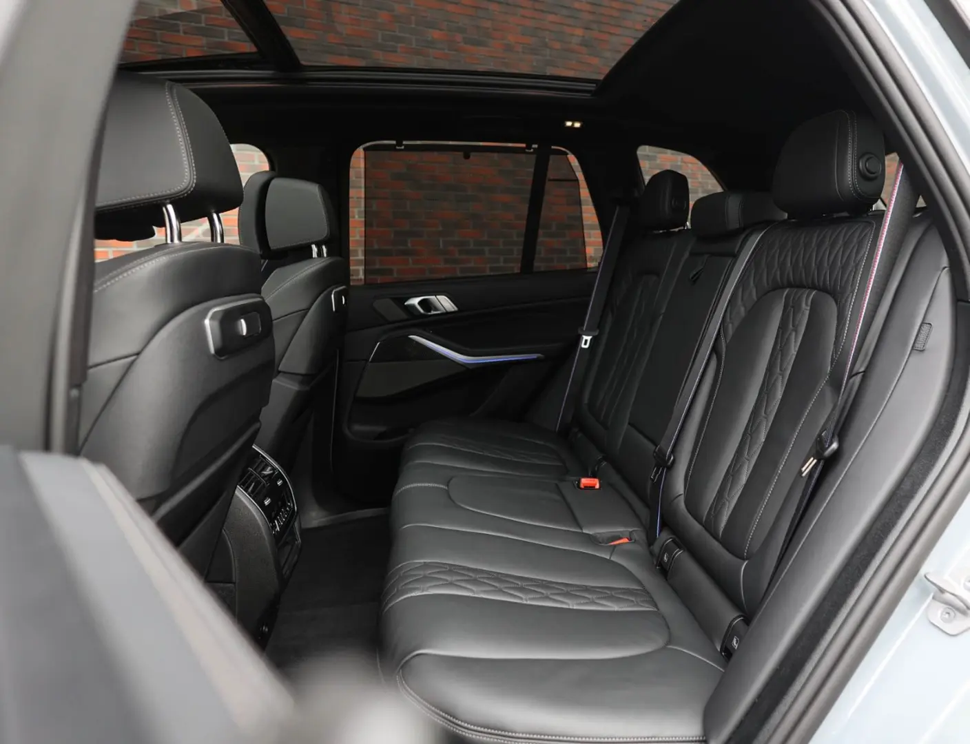 X5 50e xDrive   M Perf. - Pano - AHK - HUD