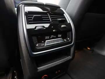 X5 50e xDrive   M Perf. - Pano - AHK - HUD