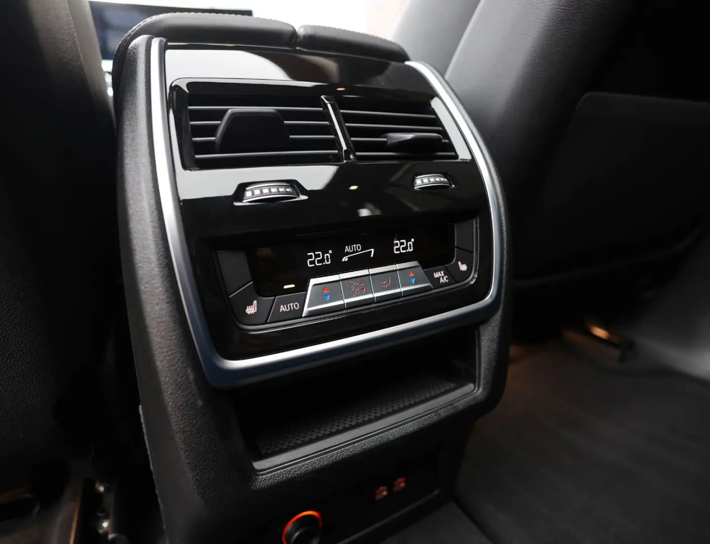 X5 50e xDrive   M Perf. - Pano - AHK - HUD