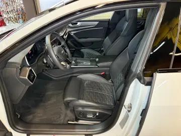 RS7 Sportback 4.0 TFSI quattro~HEAD-UP~PANO~MATR