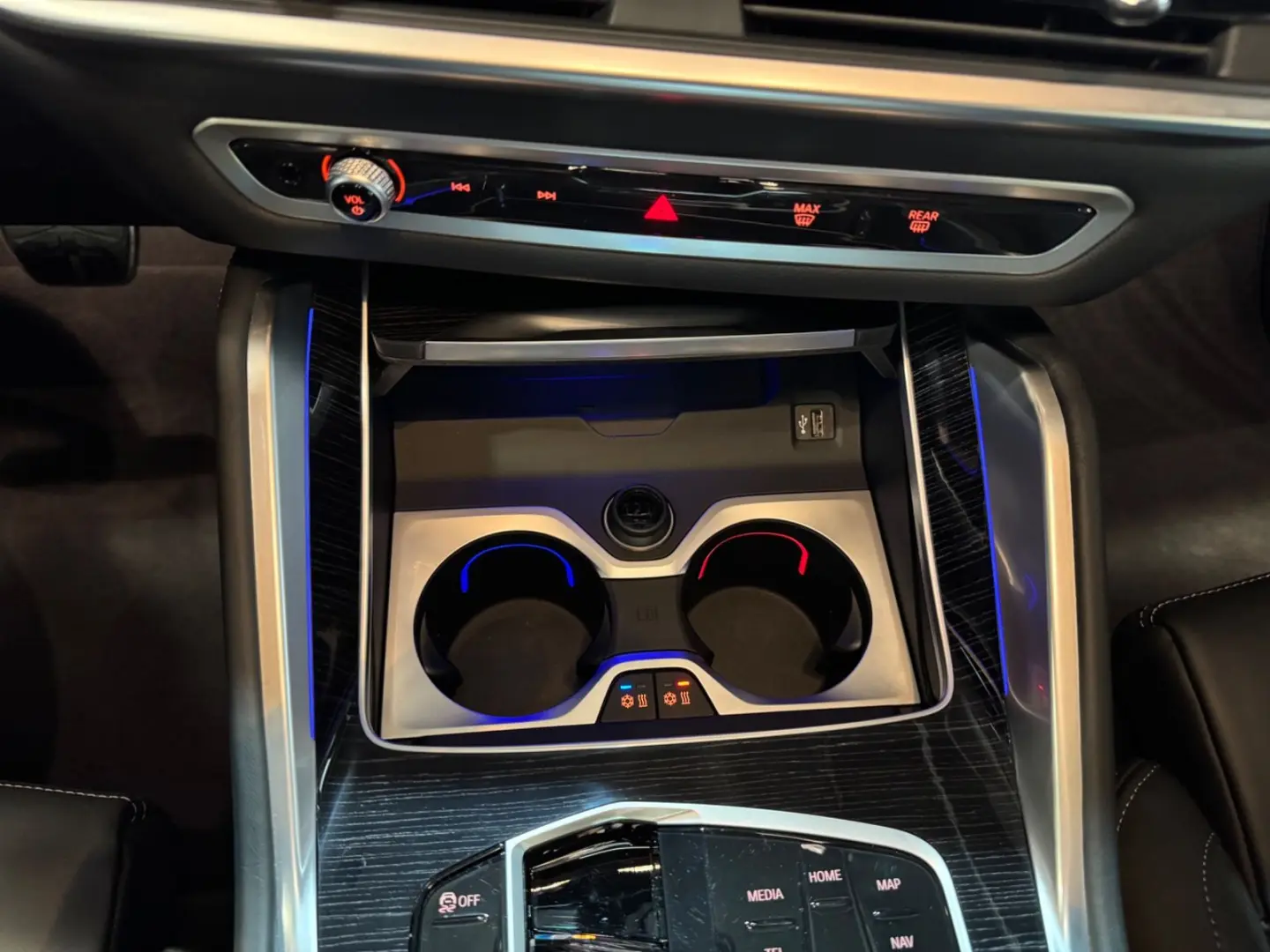 X6 M60~HUD~H&K~PANO~KAMERA 360~MASSAGE~AHK~22