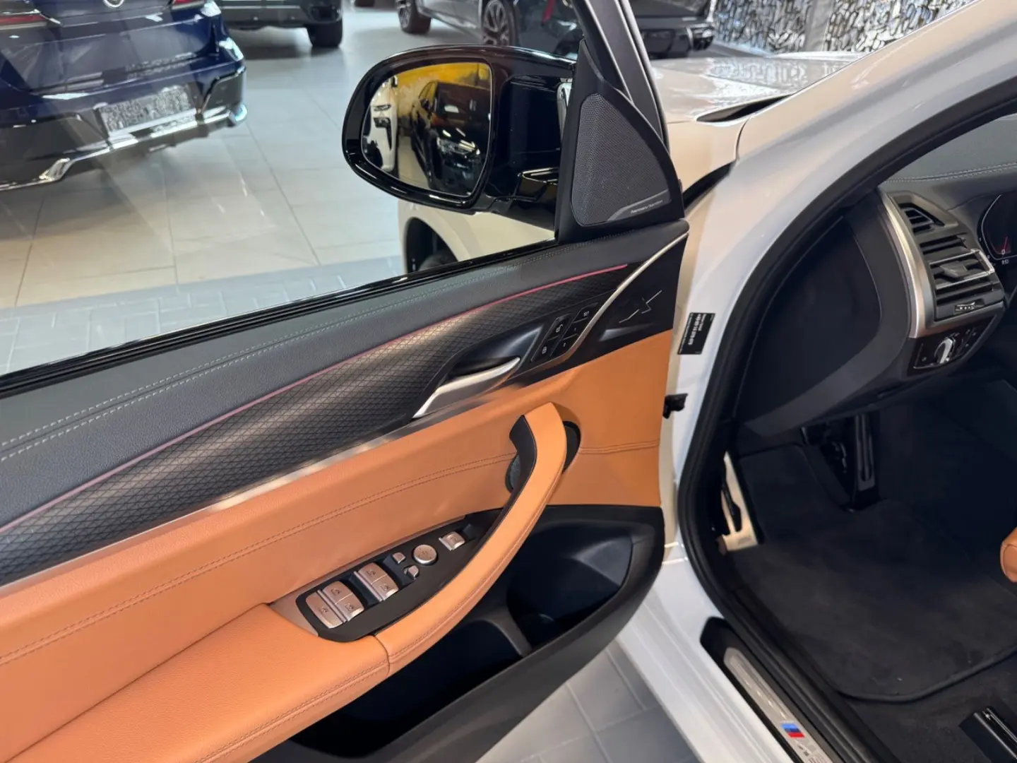 X3 M40i~PANO~KAMERA 360~HEAD-UP~LASER~ALU 21~H&K