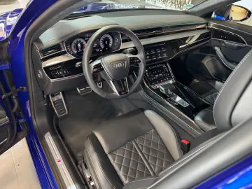 S8 4.0 TFSI quattro MATRIX~CARBON~HEADUP~360~B&O
