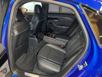 S8 4.0 TFSI quattro MATRIX~CARBON~HEADUP~360~B&O