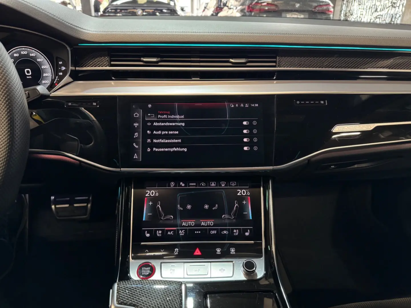 S8 4.0 TFSI quattro MATRIX~CARBON~HEADUP~360~B&O