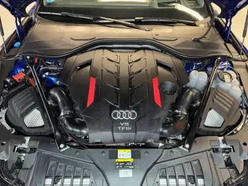 S8 4.0 TFSI quattro MATRIX~CARBON~HEADUP~360~B&O