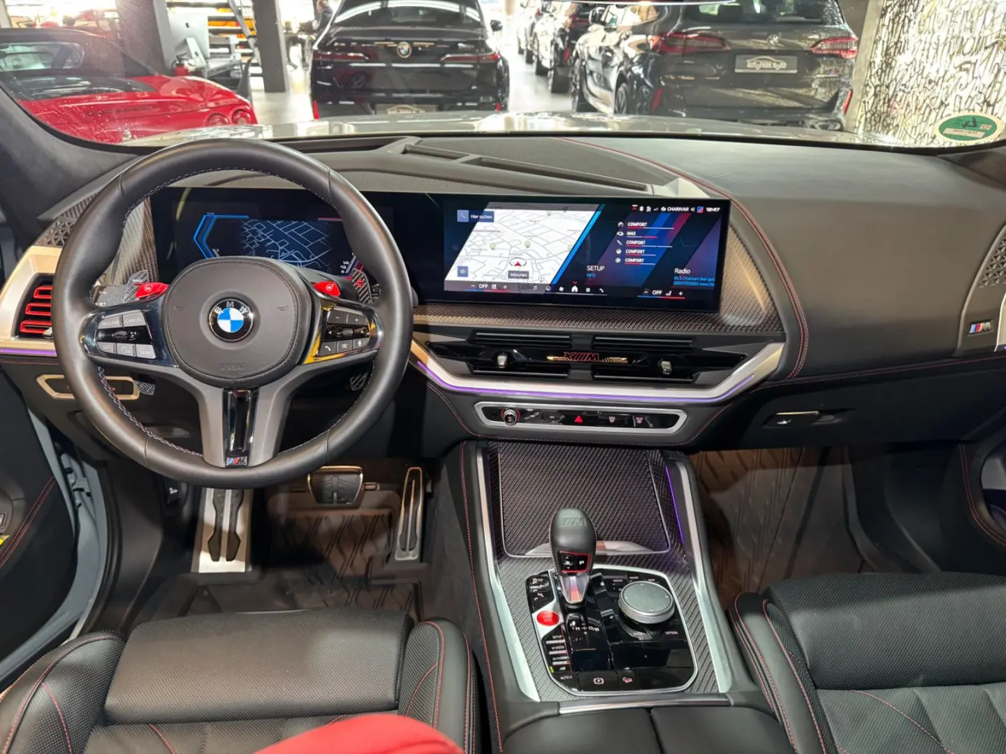 XM Label~BOWERS&WILKIN~HUD~KAMERA 360 ~23