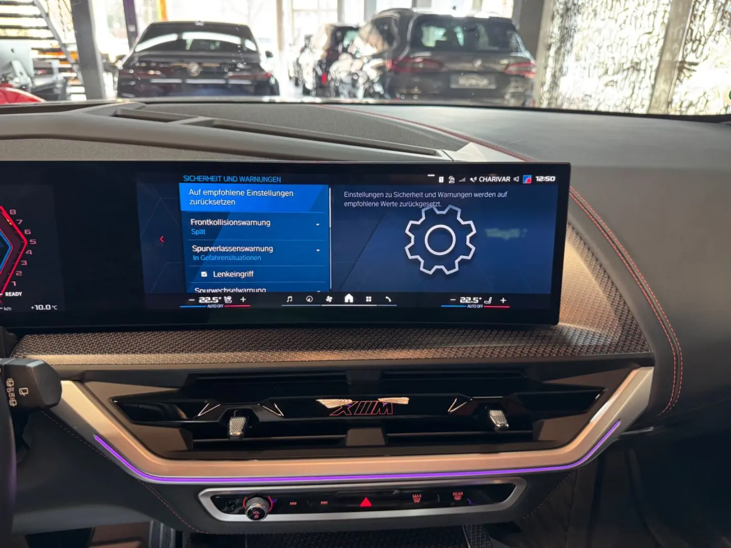 XM Label~BOWERS&WILKIN~HUD~KAMERA 360 ~23