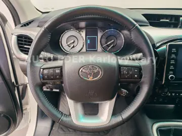 Hilux 2.8D double cab