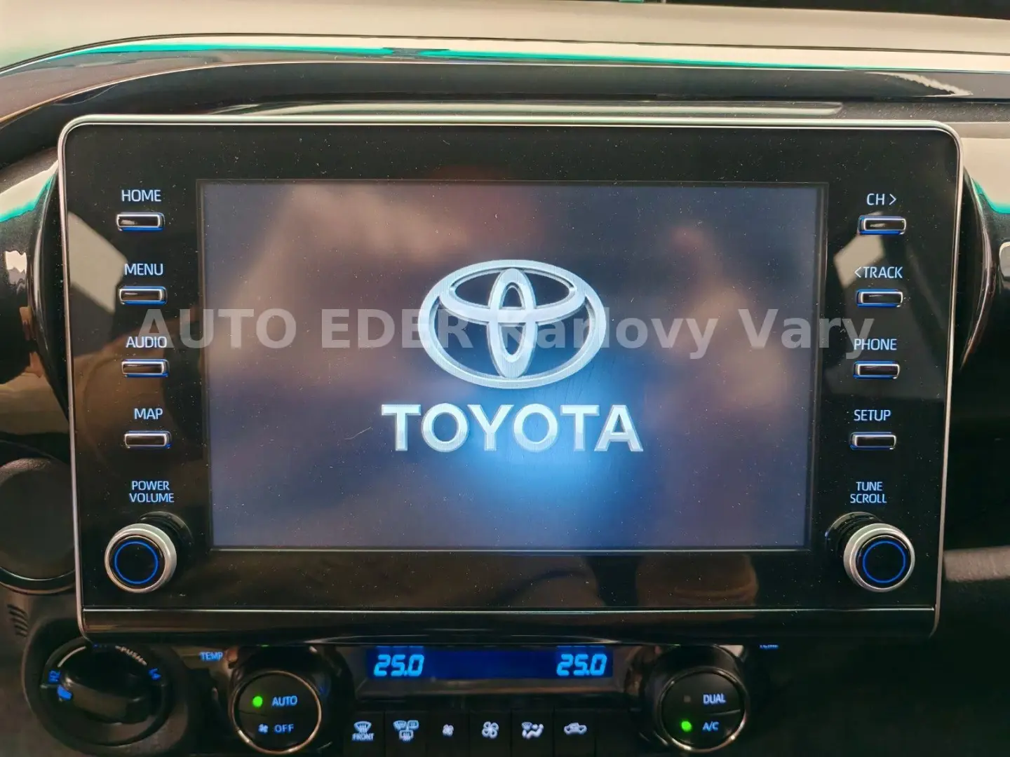 Hilux 2.8D double cab