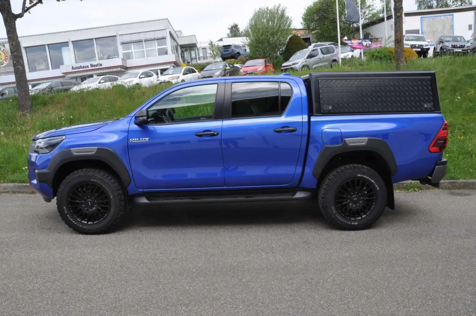 Hilux 2.8 4x4 Double Cab Invincible