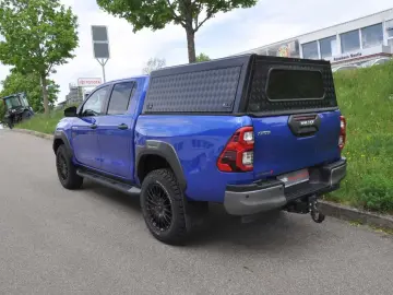 Hilux 2.8 4x4 Double Cab Invincible