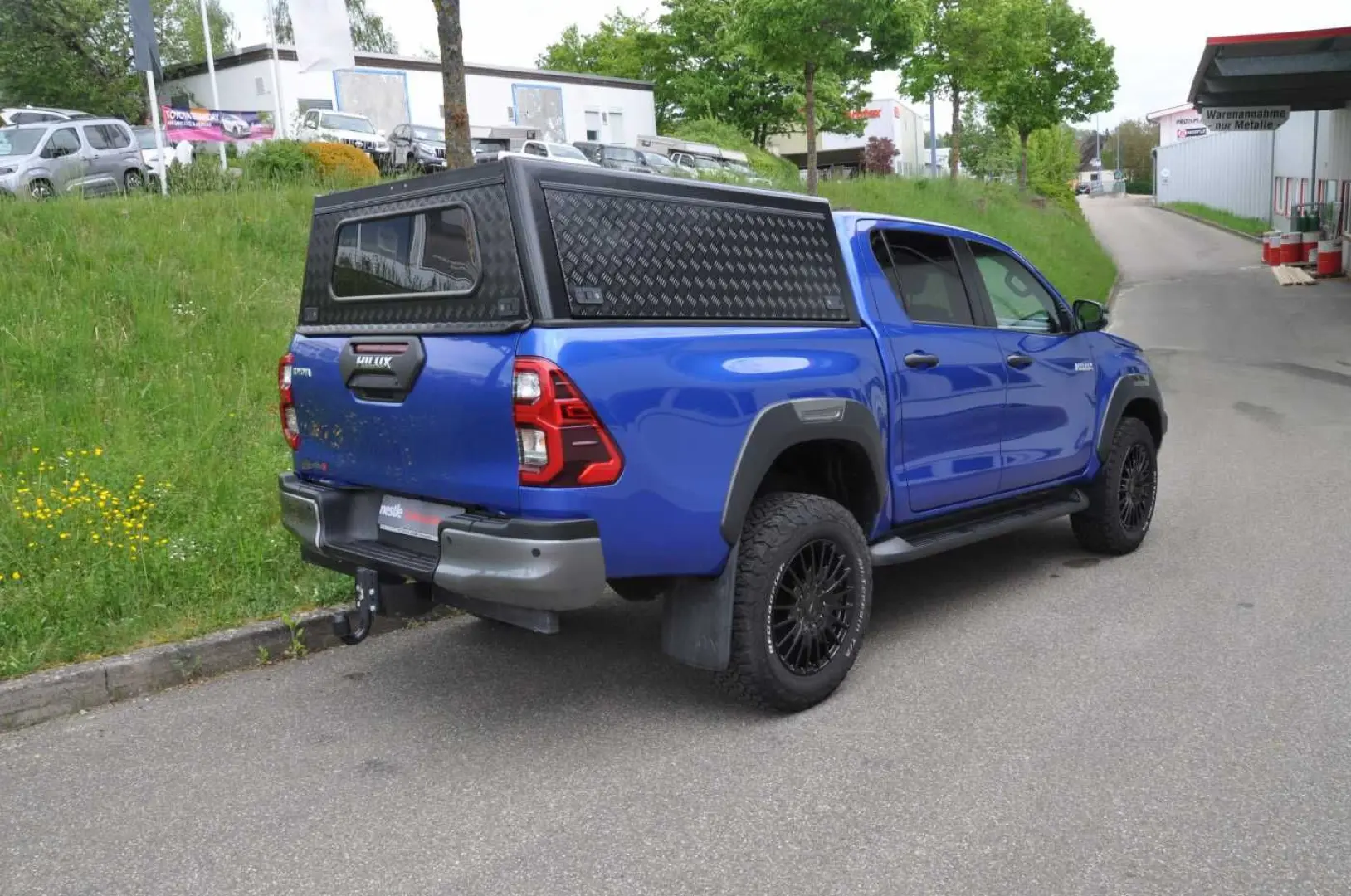 Hilux 2.8 4x4 Double Cab Invincible