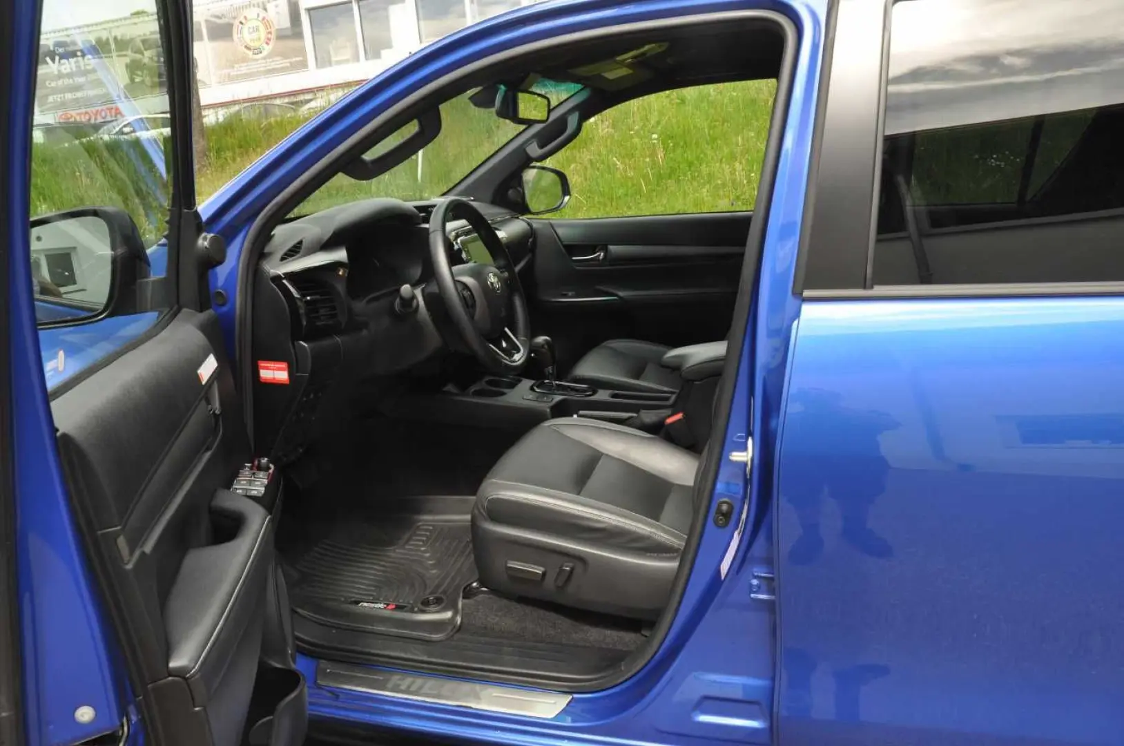 Hilux 2.8 4x4 Double Cab Invincible