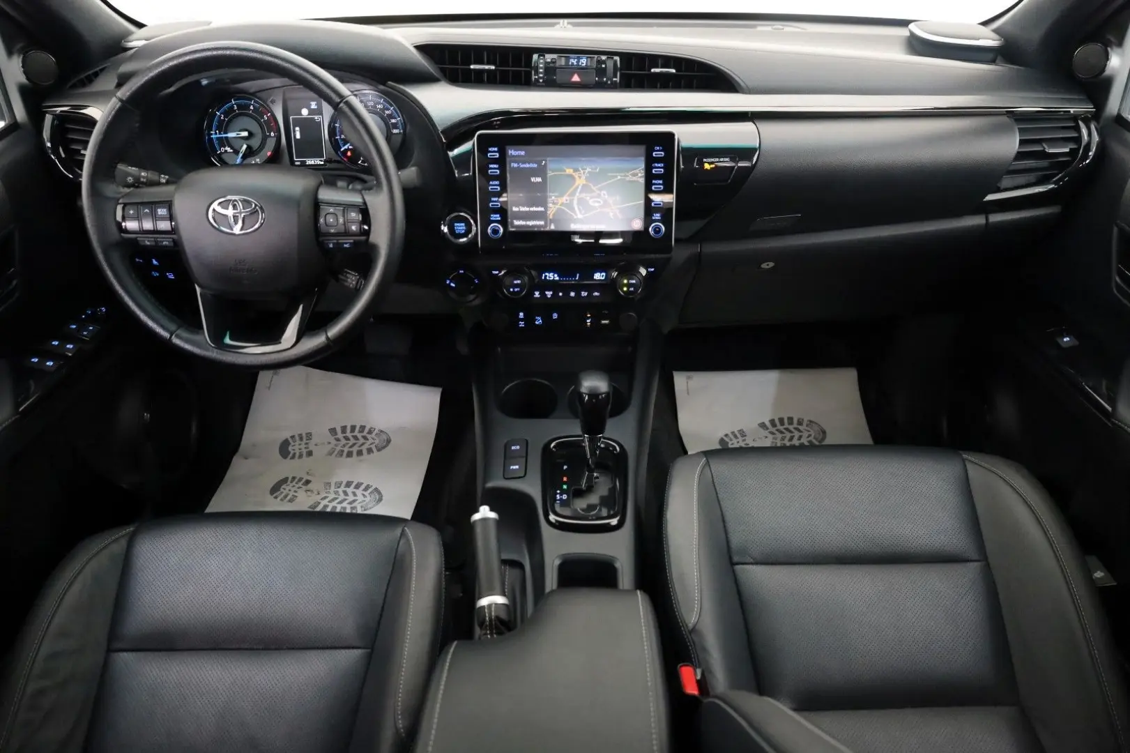 Hilux 2.8 D-4D Invincible Sport