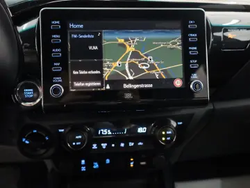 Hilux 2.8 D-4D Invincible Sport