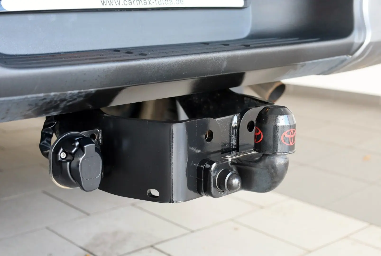 Hilux 2.8 D-4D Invincible Sport