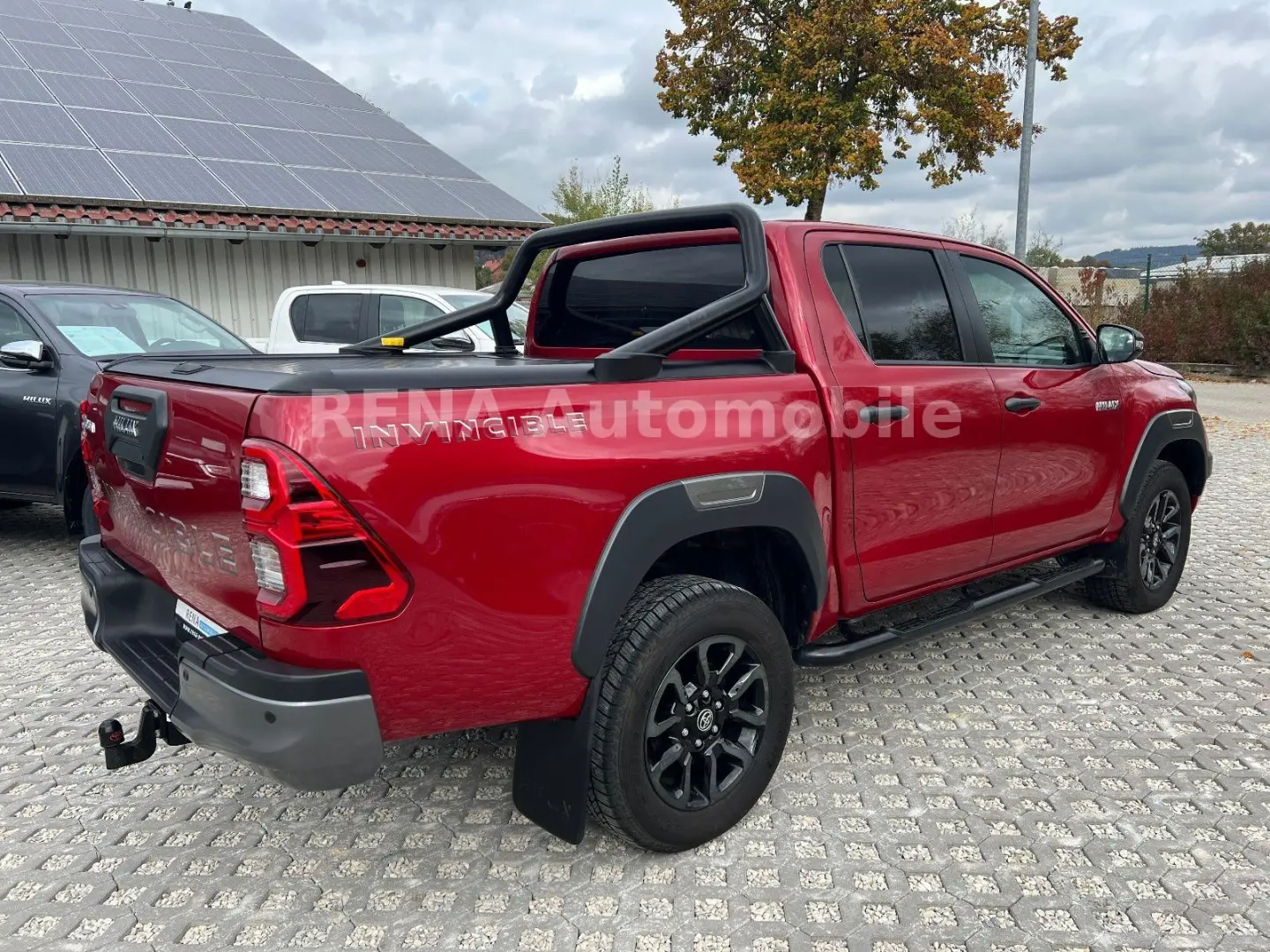 Hilux Invincible 2.8