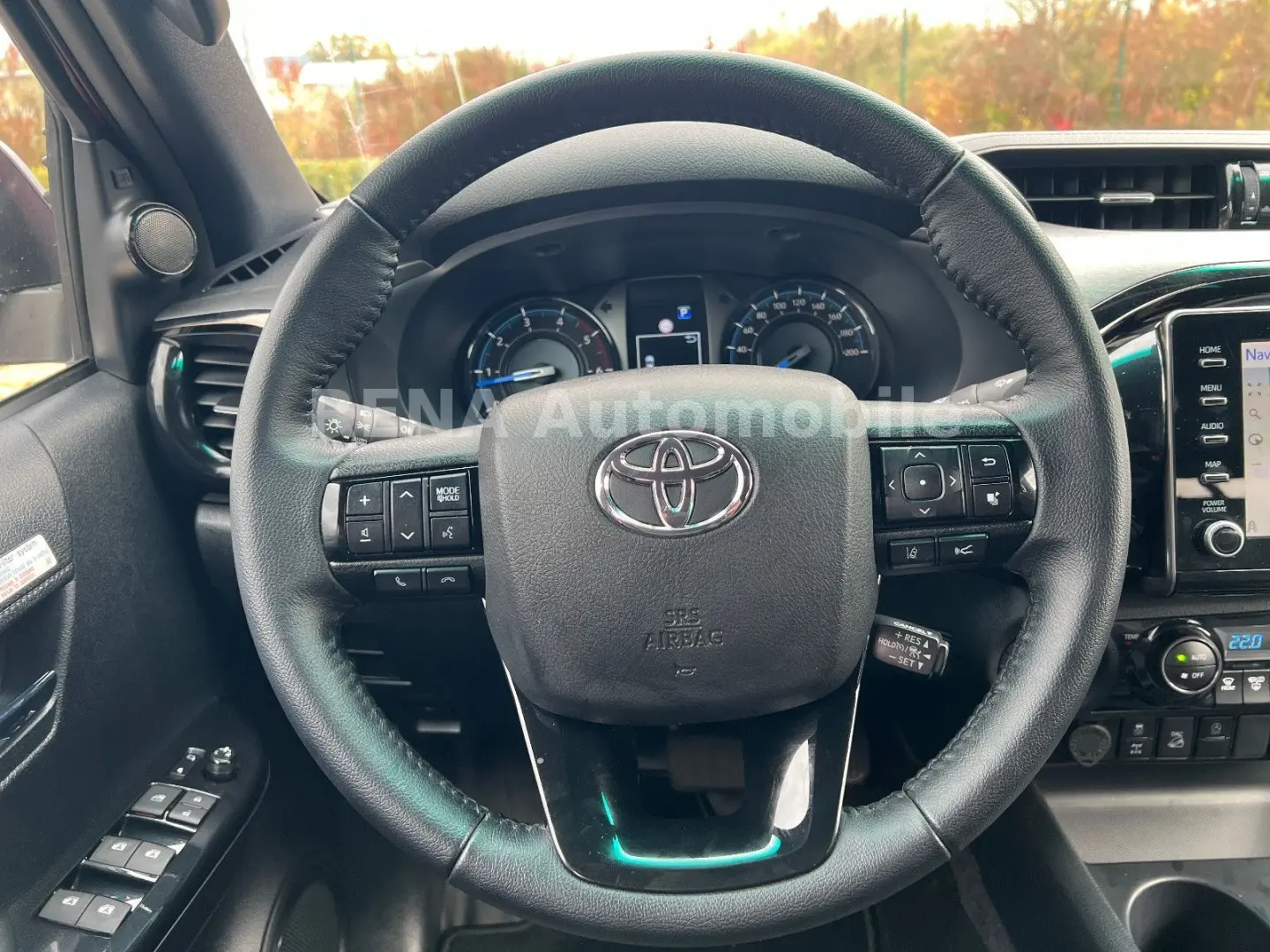 Hilux Invincible 2.8