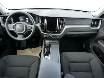 XC60 B4 Momentum