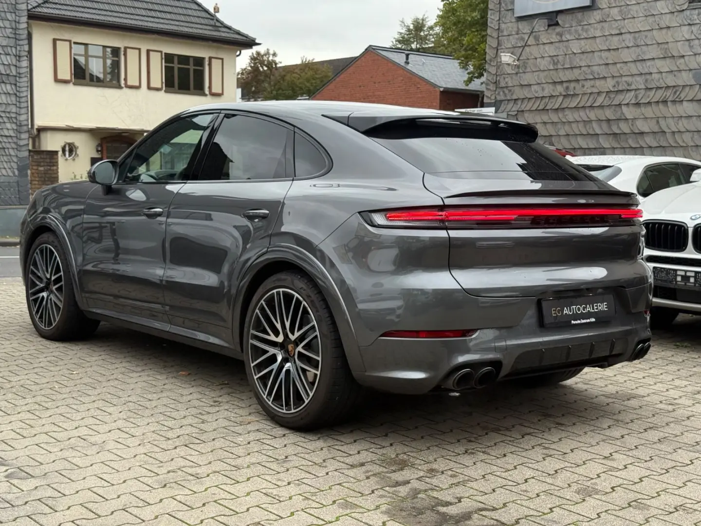 Cayenne Coupe  Chrono Matrix SAGA Garantie Memor