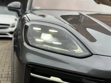 Cayenne Coupe  Chrono Matrix SAGA Garantie Memor