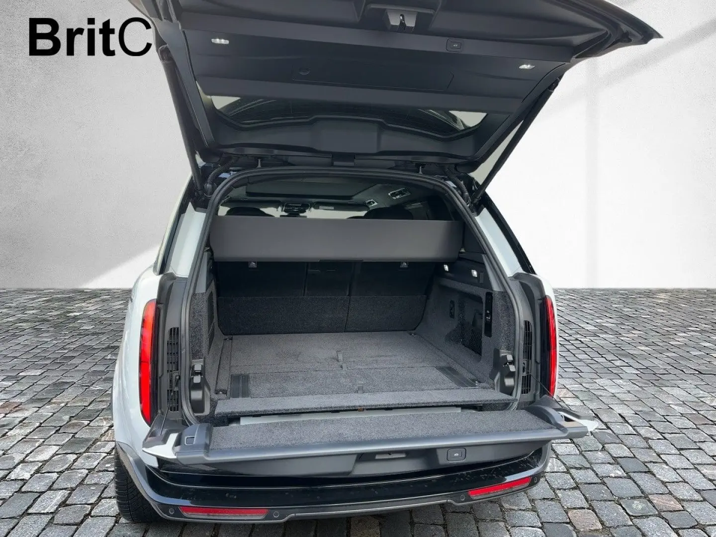 Range Rover P530 Autobiography SWB Multimedia