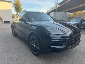 Cayenne S E-Hybrid DVD im Fond Beifahrerdisplay