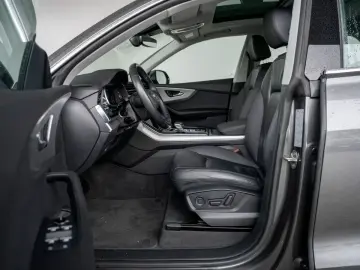 Q8 SUV TFSI e 55 TFSI e quattro 280(381) tiptron