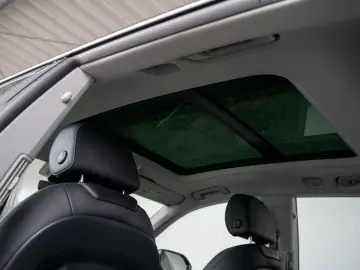 Q8 SUV TFSI e 55 TFSI e quattro 280(381) tiptron