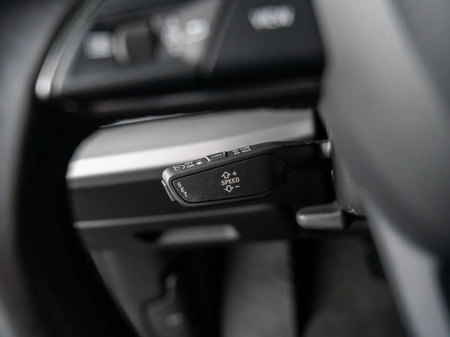 Q8 SUV TFSI e 55 TFSI e quattro 280(381) tiptron