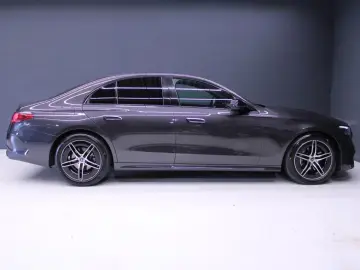 E 220 d AMG Night Distronic Navi Kamera MBUX SHZ